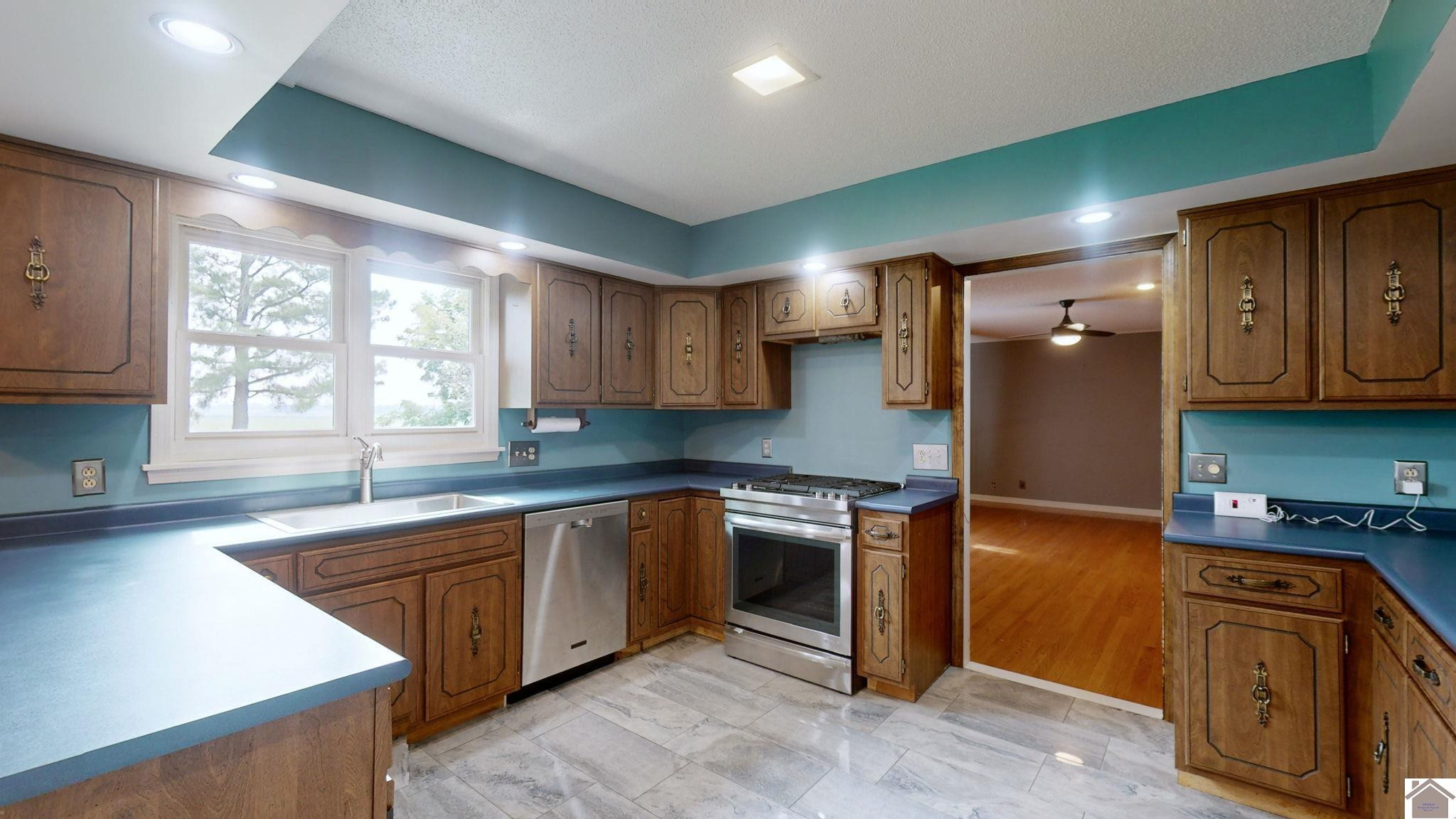 3028 Rayburn Road Murray, KY 42071 - Photo 5 of 34 Photo 5