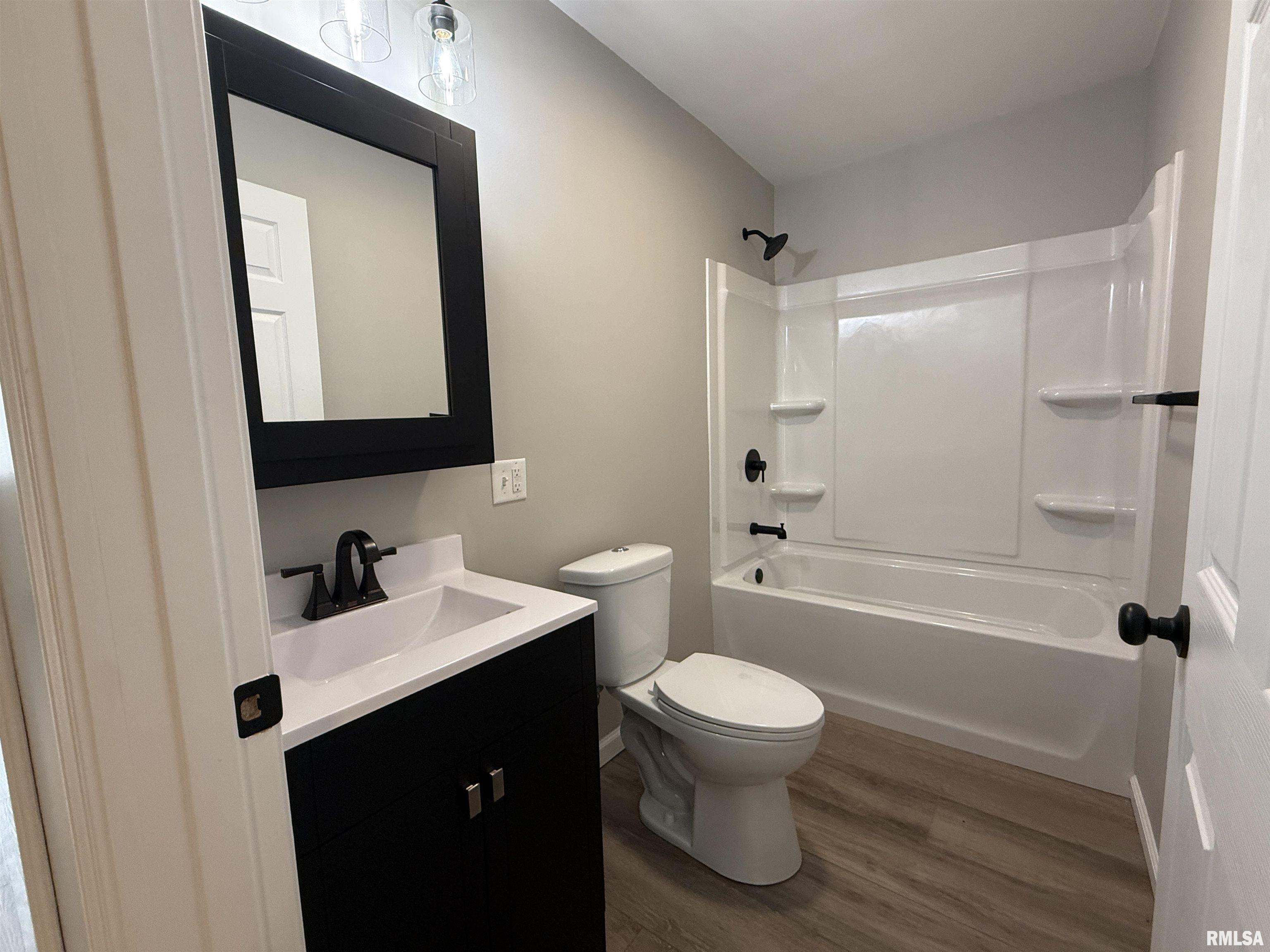 233 West Spruce Street Canton, IL 61520 - Photo 23 of 38