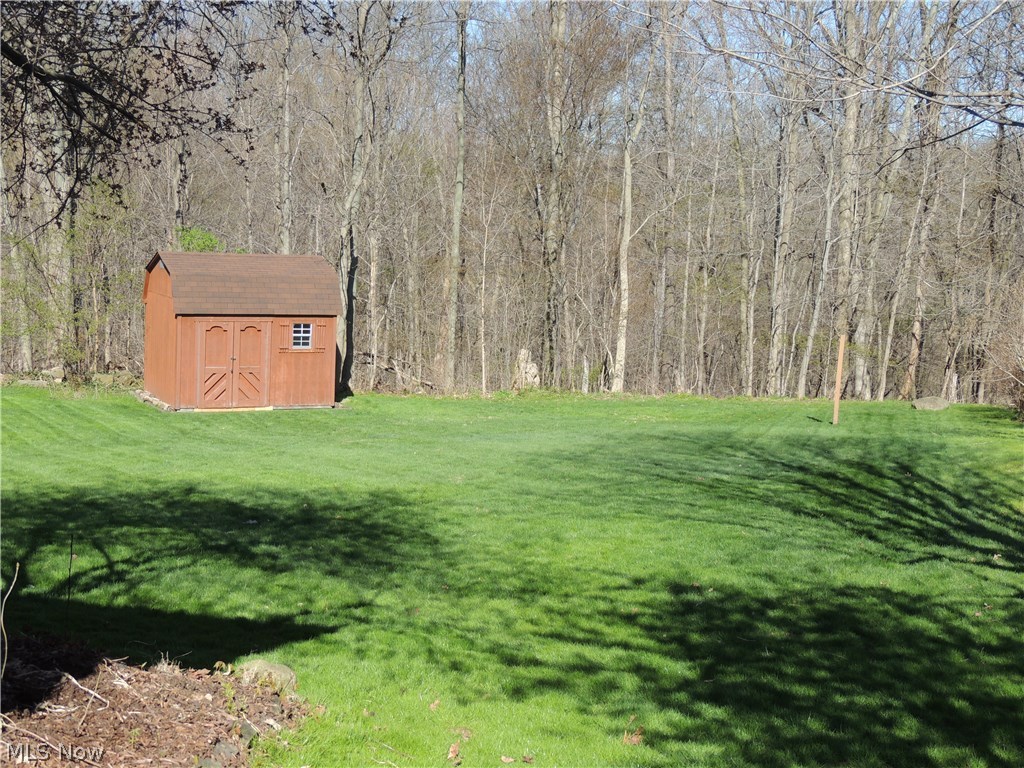 349 Leatherman Road Wadsworth, OH 44281 - Photo 3 of 24 Gallery Image 3
