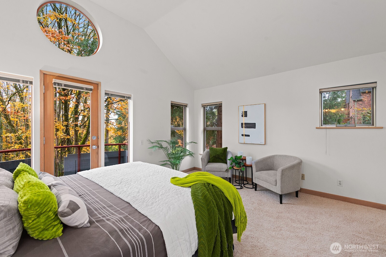 930 37th Avenue Seattle, WA 98122 - Photo 18 of 39