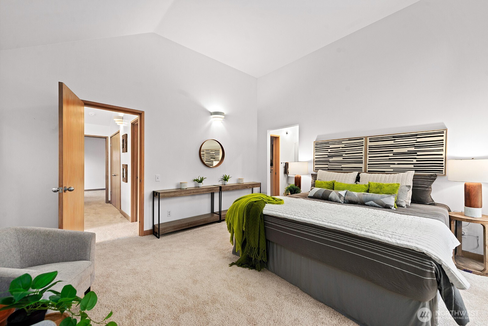 930 37th Avenue Seattle, WA 98122 - Photo 19 of 39