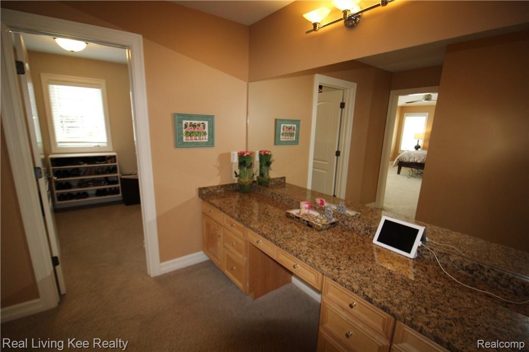 142 Drace Street Rochester, MI 48307 - Photo 39 of 76 20190430-IMG_4136.jpg
