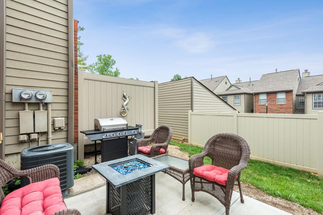 10555 Montgomery Road, Unit 61 Montgomery, OH 45242 - Photo 17 of 33