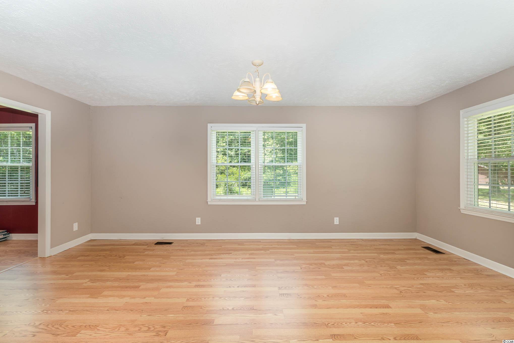 719 Jungle Road Conway, SC 29526 - Photo 4 of 38 Gallery Image 4