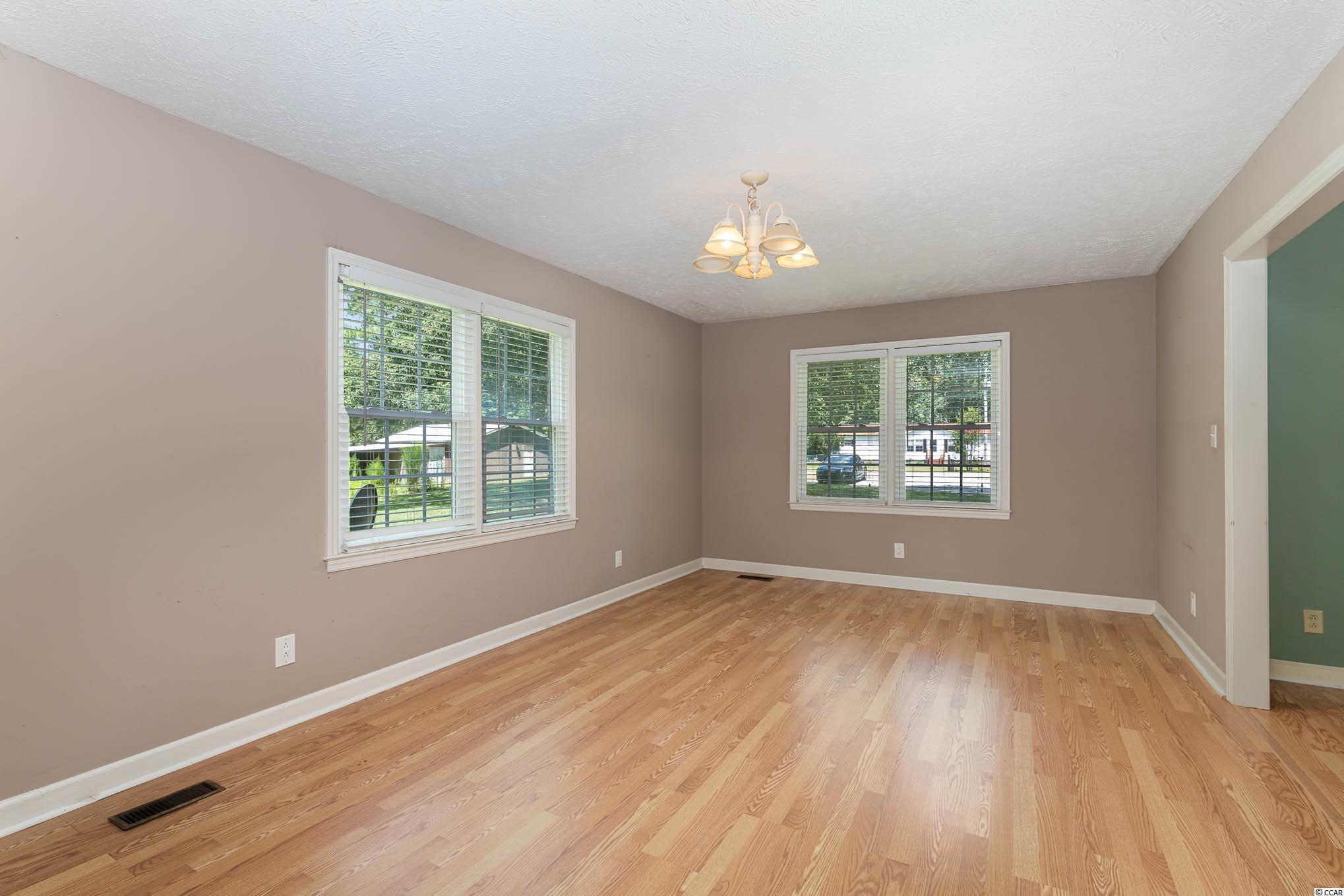 719 Jungle Road Conway, SC 29526 - Photo 5 of 38 Gallery Image 5
