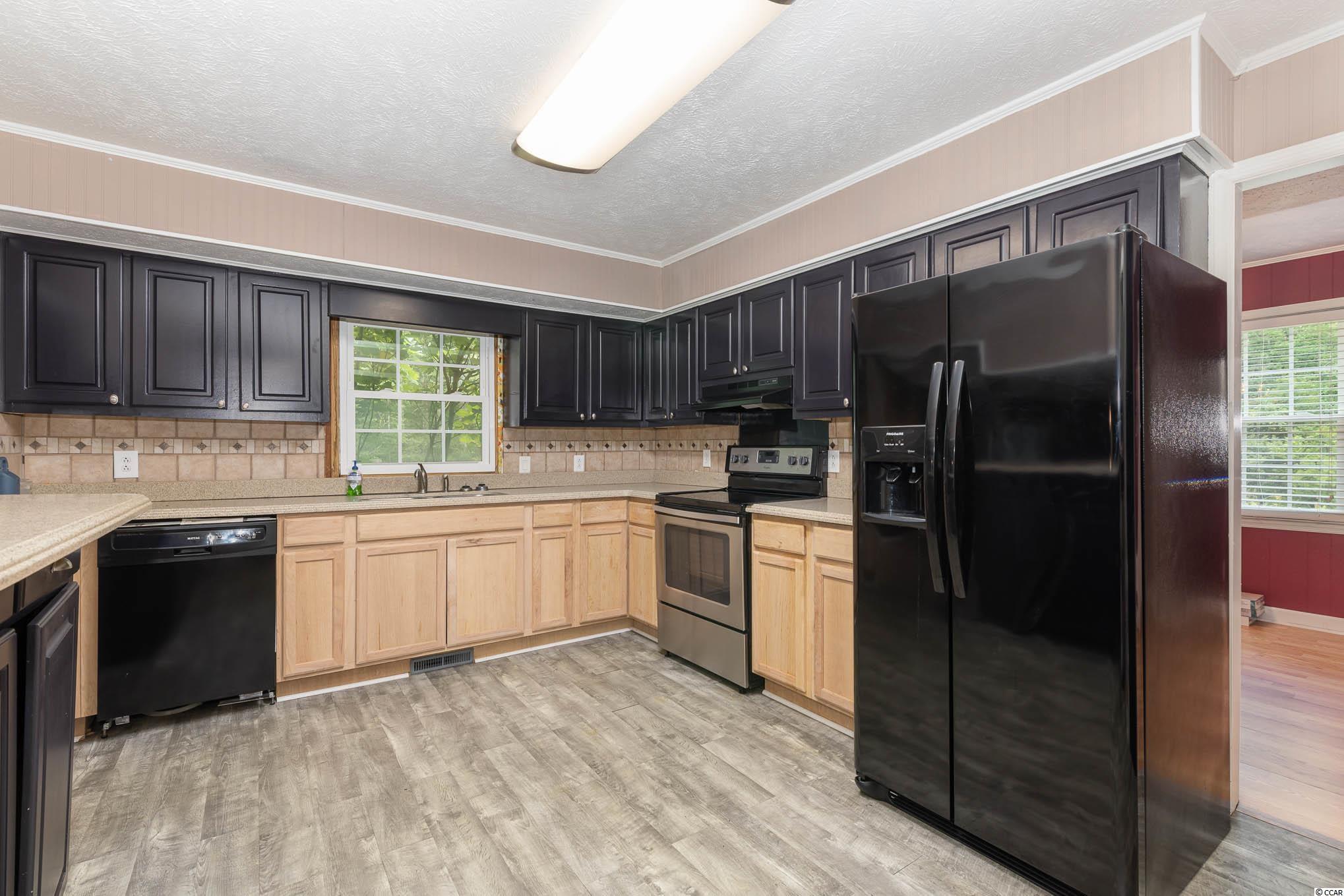 719 Jungle Road Conway, SC 29526 - Photo 9 of 38 Gallery Image 9