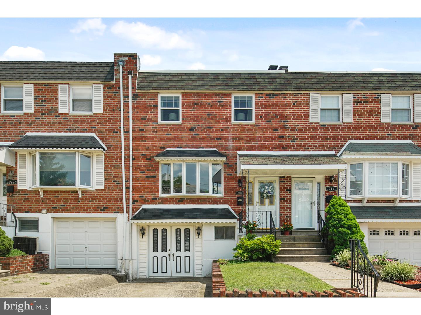 12113 Medford Road Philadelphia, PA 19154 - Photo 1 of 21