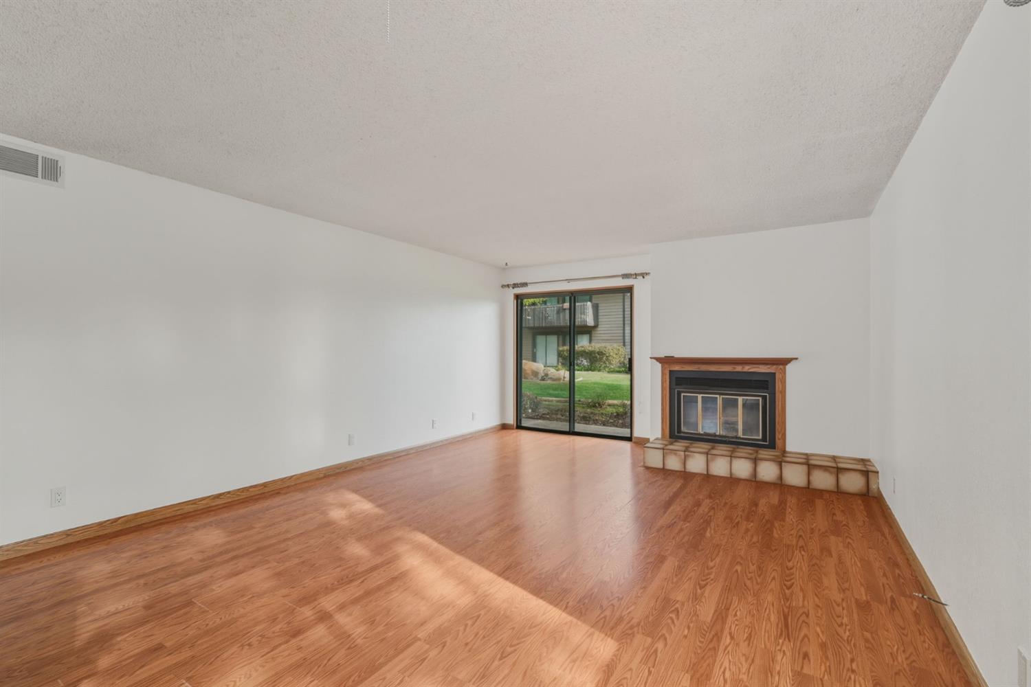 3033 Estepa Drive, Unit 7A Shingle Springs, CA 95682 - Photo 8 of 33