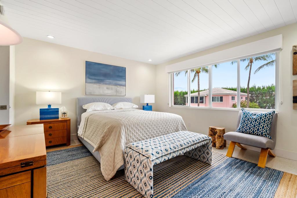 1877 South Ocean Boulevard, Unit 10 Delray Beach, FL 33483 - Photo 29 of 39 Main Bedroom