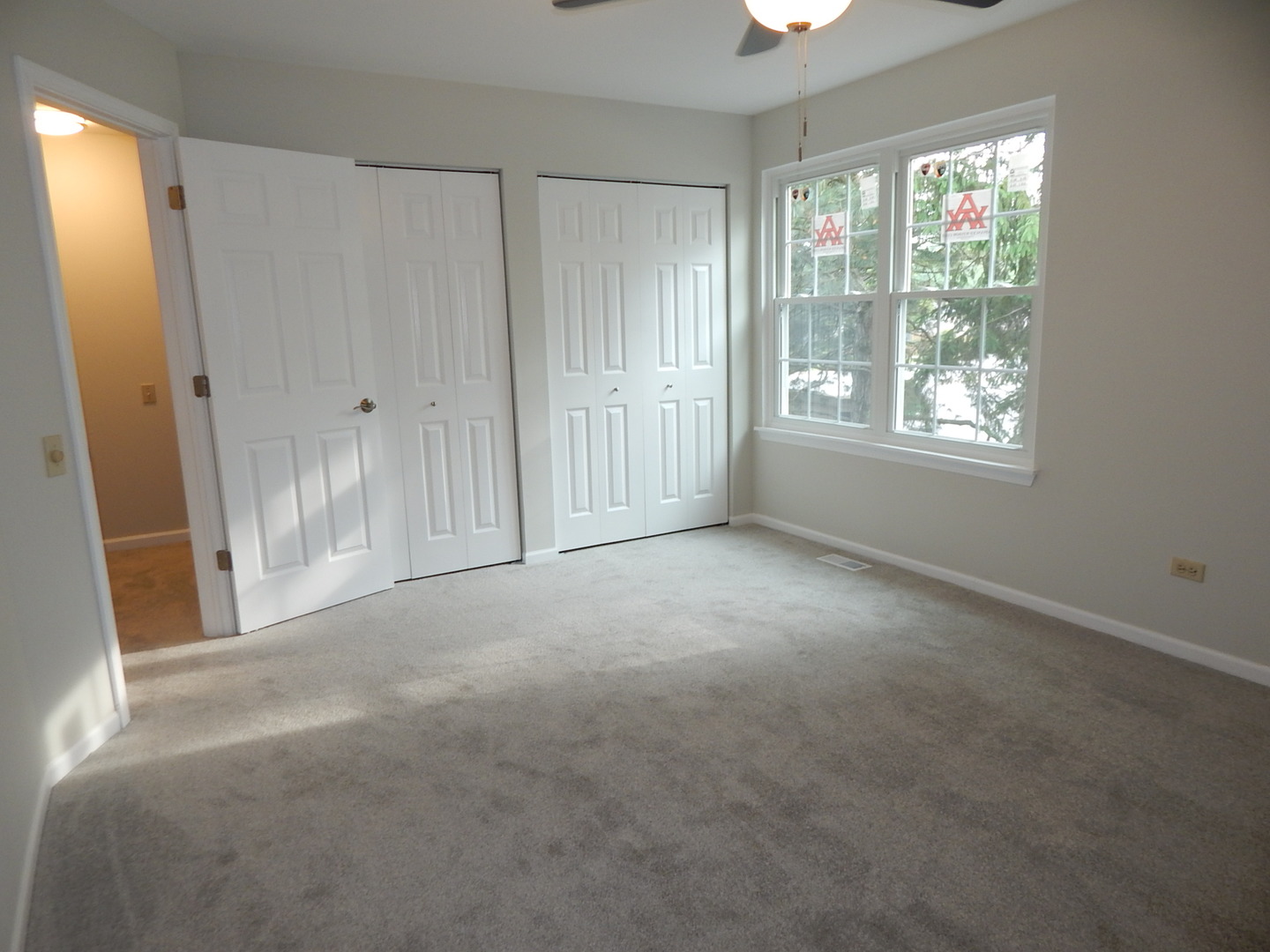 1 North Oltendorf Road Streamwood, IL 60107 - Photo 9 of 18 a view of an empty room with a window