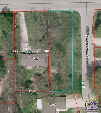 $159,900 | 1207 West 18th Avenue, Emporia, KS 66801
