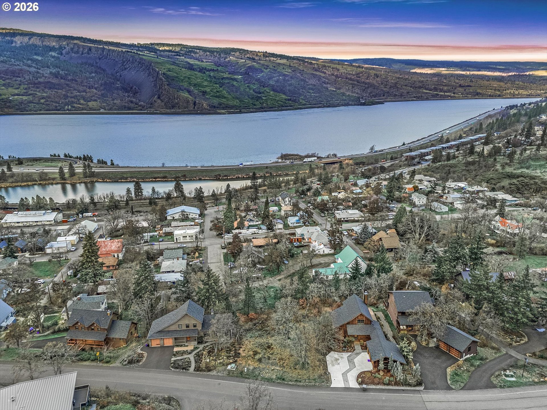 895 Fifth Avenue Mosier, OR 97040 - Photo 6 of 41