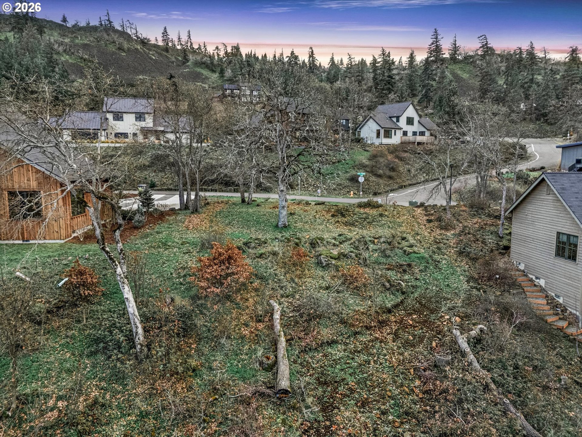 895 Fifth Avenue Mosier, OR 97040 - Photo 7 of 41