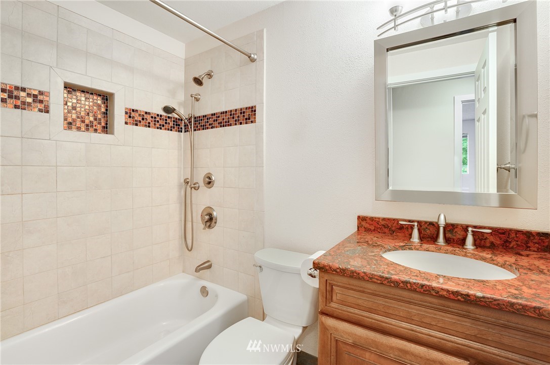 17510 Valley Cir Drive Bothell, WA 98012 - Photo 17 of 24 Gallery Image 17