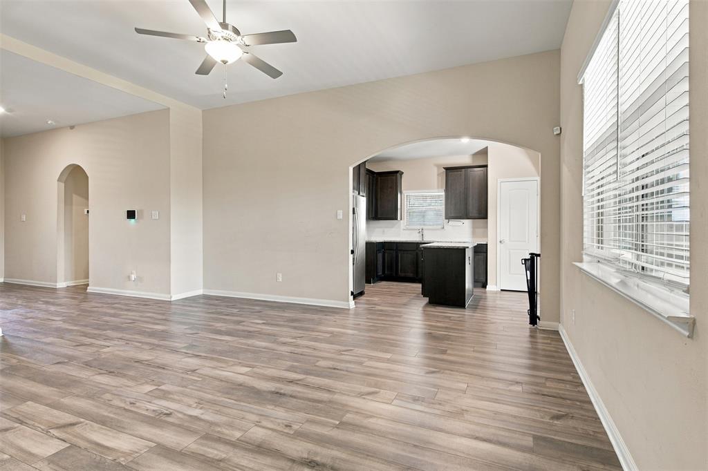13641 Fehrman Road Crowley, TX 76036 - Photo 9 of 17 Gallery Image 9