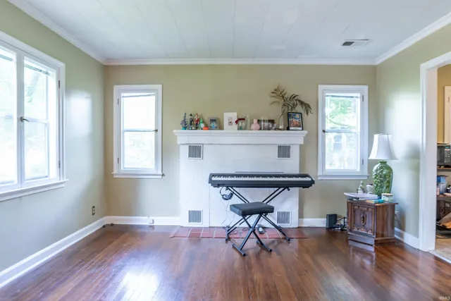 $325,000 | 1605 East University Street, Bloomington, IN 47401