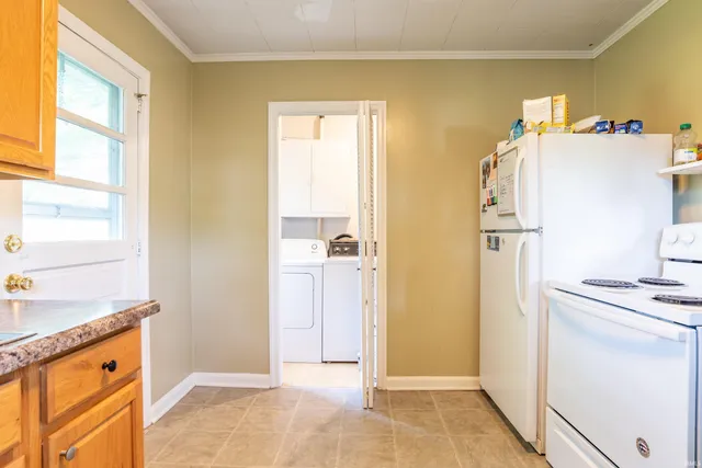 $325,000 | 1605 East University Street, Bloomington, IN 47401