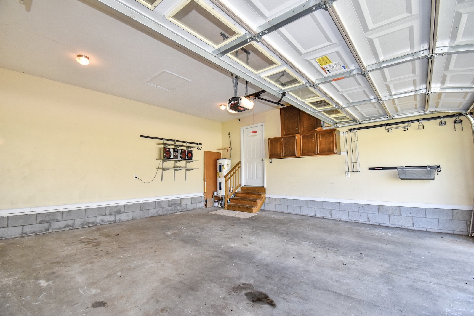 1621 Robert Road Columbia, TN 38401 - Photo 23 of 34 a view of an empty room