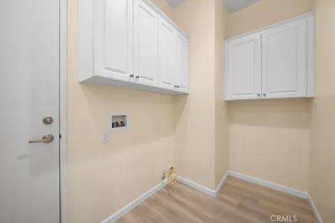 a view of front door and yard