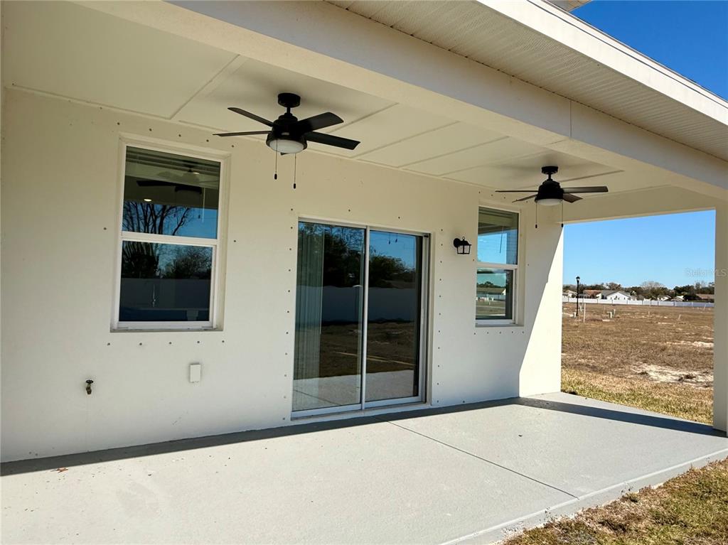 13622 Wolfpack Road Hudson, FL 34667 - Photo 7 of 7 a view of a livingroom with a flat screen tv