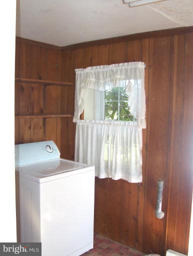 299 Ridge Road Westminster, MD 21157 - Photo 13 of 23 Main Level Laundry