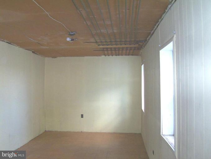 299 Ridge Road Westminster, MD 21157 - Photo 18 of 23 Unfinished Upper Rm