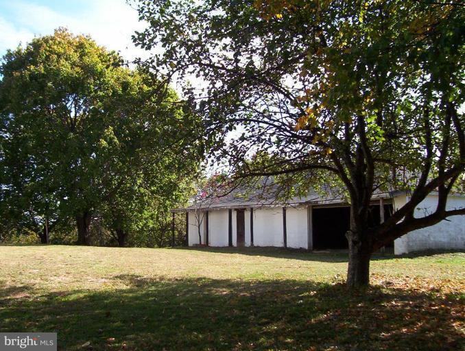 299 Ridge Road Westminster, MD 21157 - Photo 21 of 23 Storage/Garage/Barn