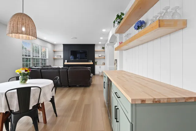 $789,900 | 10148 Sentry Drive, St. John, IN 46373