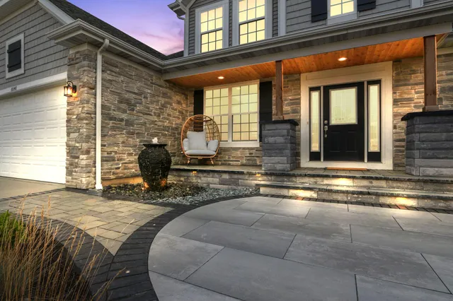 $789,900 | 10148 Sentry Drive, St. John, IN 46373