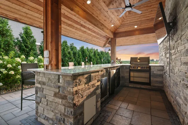 $789,900 | 10148 Sentry Drive, St. John, IN 46373