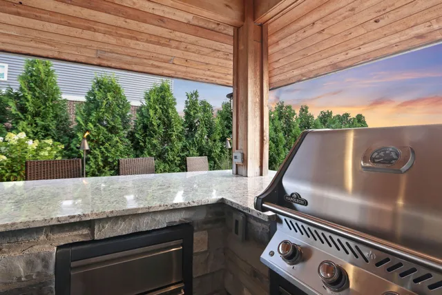 $789,900 | 10148 Sentry Drive, St. John, IN 46373