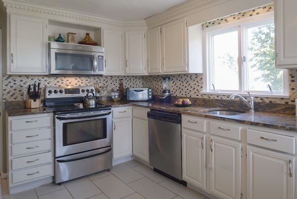 33 Hancock Road Malden, MA 02148 - Photo 2 of 30 Gallery Image 2