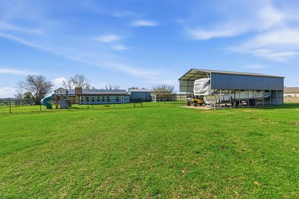 $775,000 | 7660 Reed Road, Azle, TX 76020