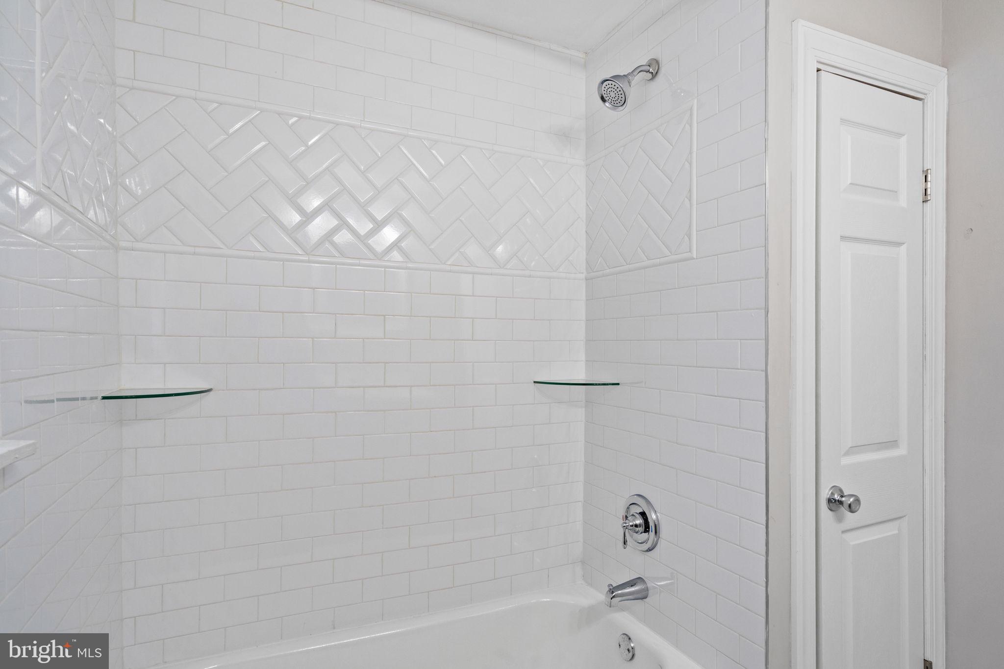 383 Upper Gulph Road Wayne, PA 19087 - Photo 33 of 42 a bathroom with a bathtub