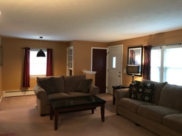 2 Crestwood Road Paxton, MA 01612 - Photo 3 of 23