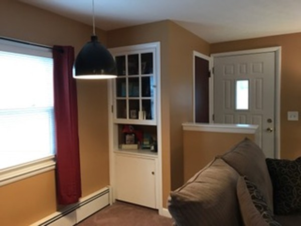 2 Crestwood Road Paxton, MA 01612 - Photo 4 of 23