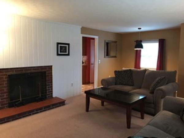 2 Crestwood Road Paxton, MA 01612 - Photo 5 of 23