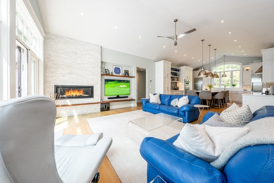 585 Santuit Road Barnstable, MA 02635 - Photo 3 of 42