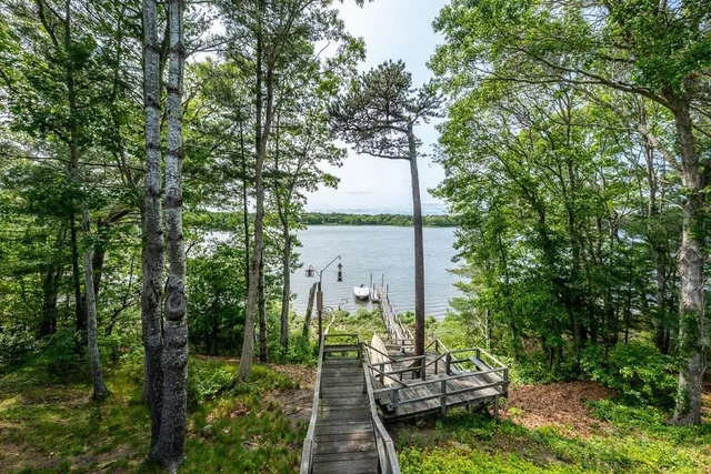 $3,500,000 | 585 Santuit Road, Barnstable, MA 02635
