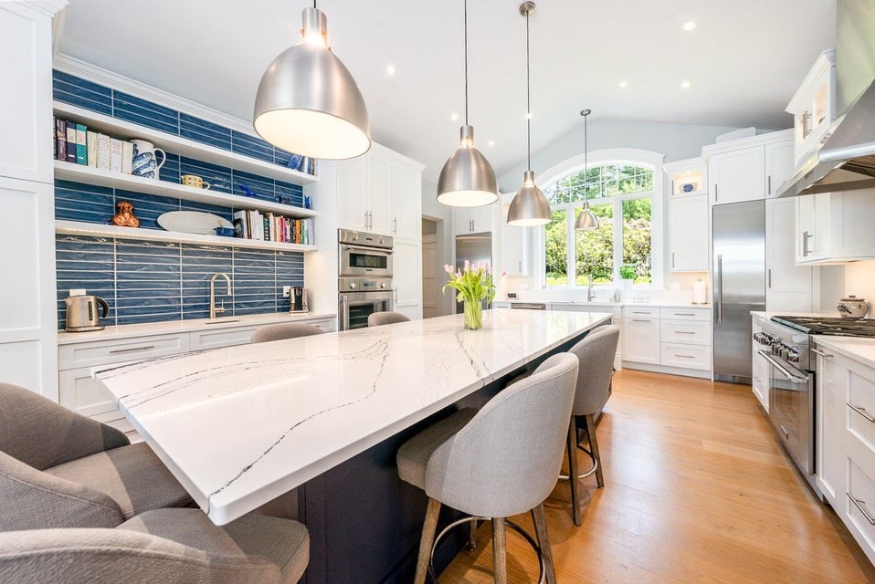 585 Santuit Road Barnstable, MA 02635 - Photo 5 of 42