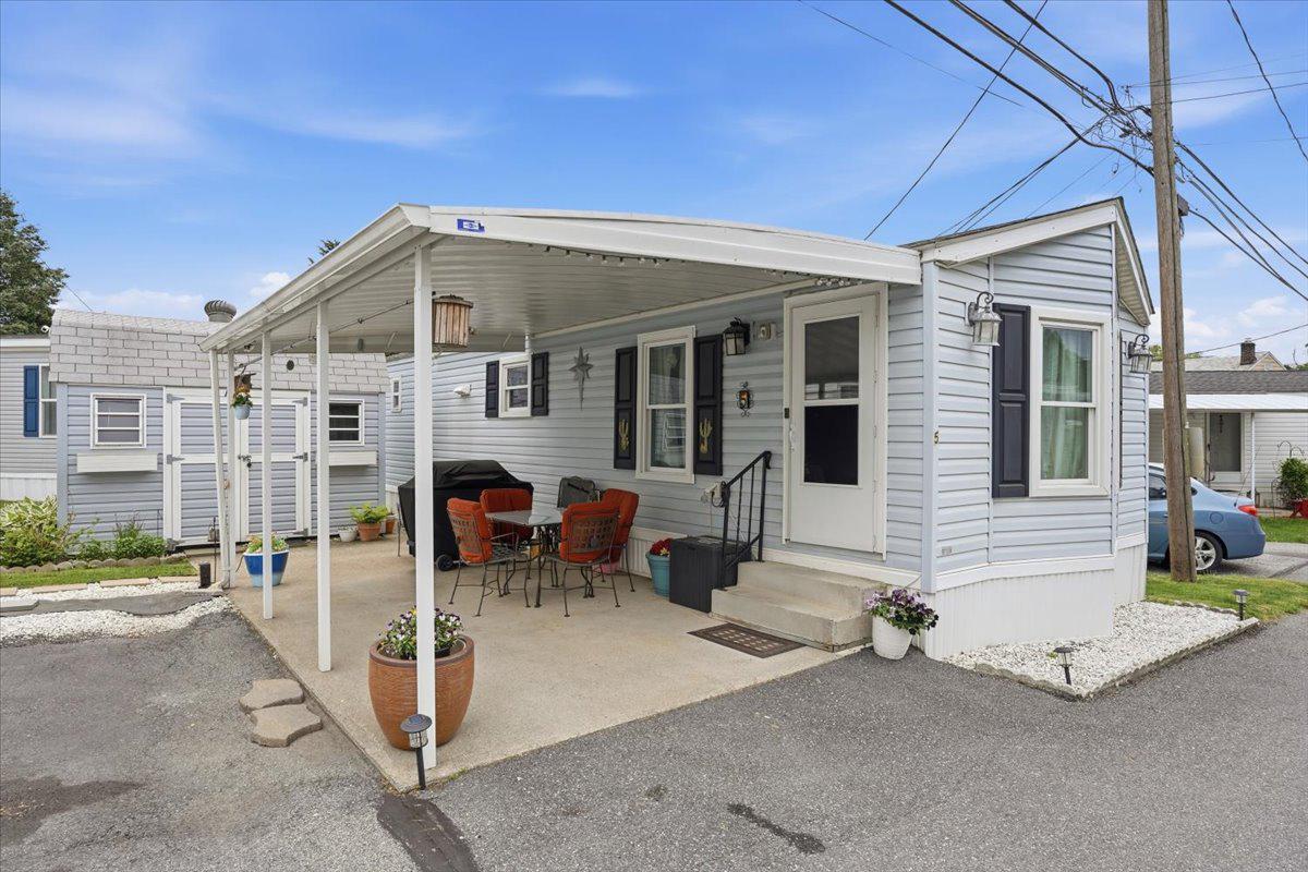 3350 Airport Road, Unit 5 Allentown, PA 18109 - Photo 3 of 53 Charming home with inviting porch.