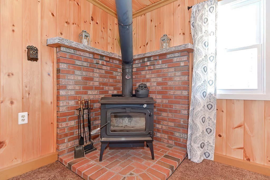 241 Theresa Road Bellingham, MA 02019 - Photo 14 of 32 Gallery Image 14
