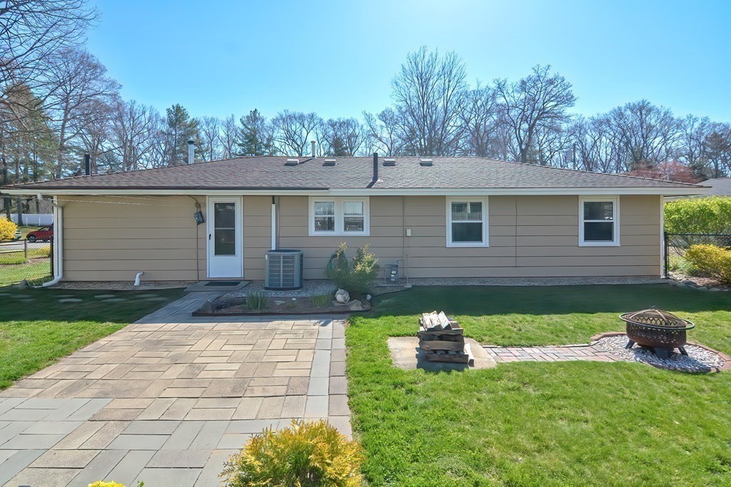 241 Theresa Road Bellingham, MA 02019 - Photo 27 of 32 Gallery Image 27