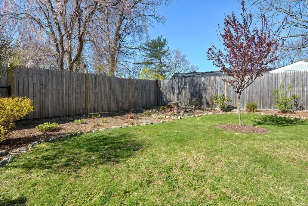241 Theresa Road Bellingham, MA 02019 - Photo 32 of 32 Gallery Image 32