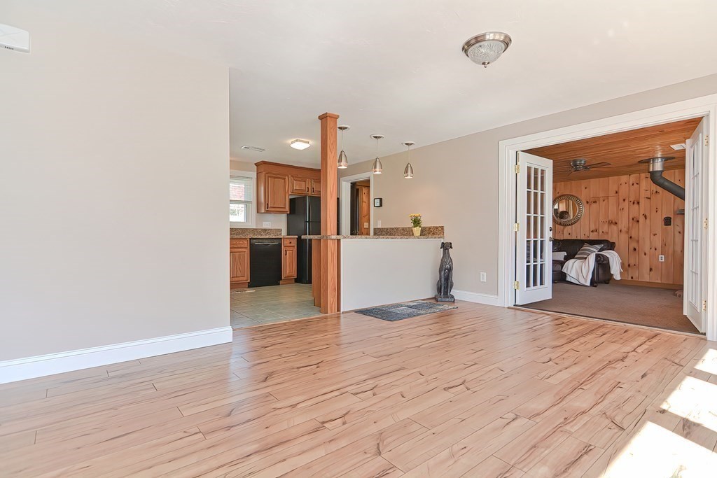 241 Theresa Road Bellingham, MA 02019 - Photo 7 of 32 Gallery Image 7