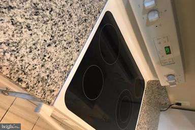 2247 Castle Rock Square, Unit 2B Reston, VA 20191 - Photo 5 of 17 Granite countertops,