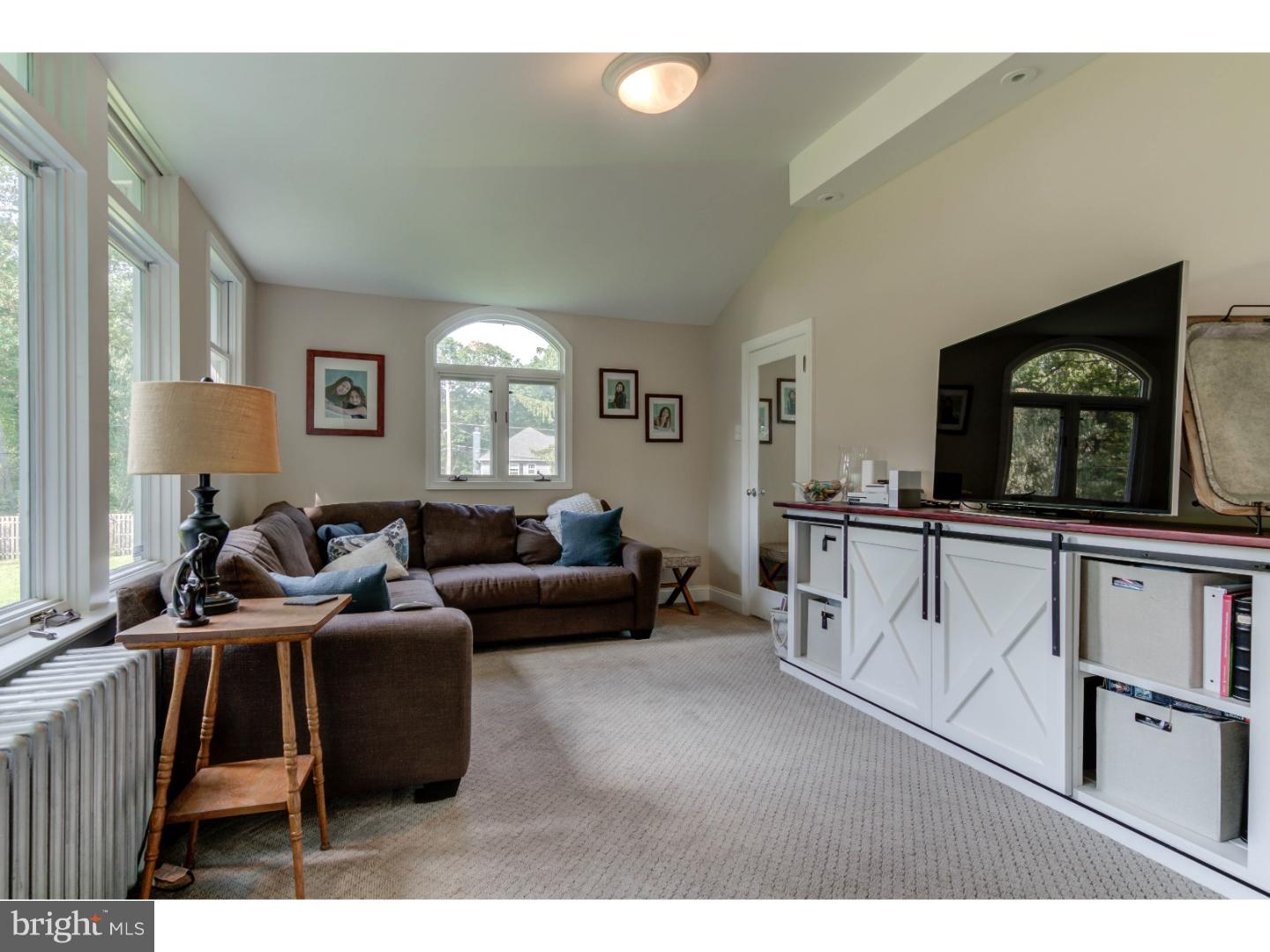690 Davis Lane Wayne, PA 19087 - Photo 12 of 25 Family Room