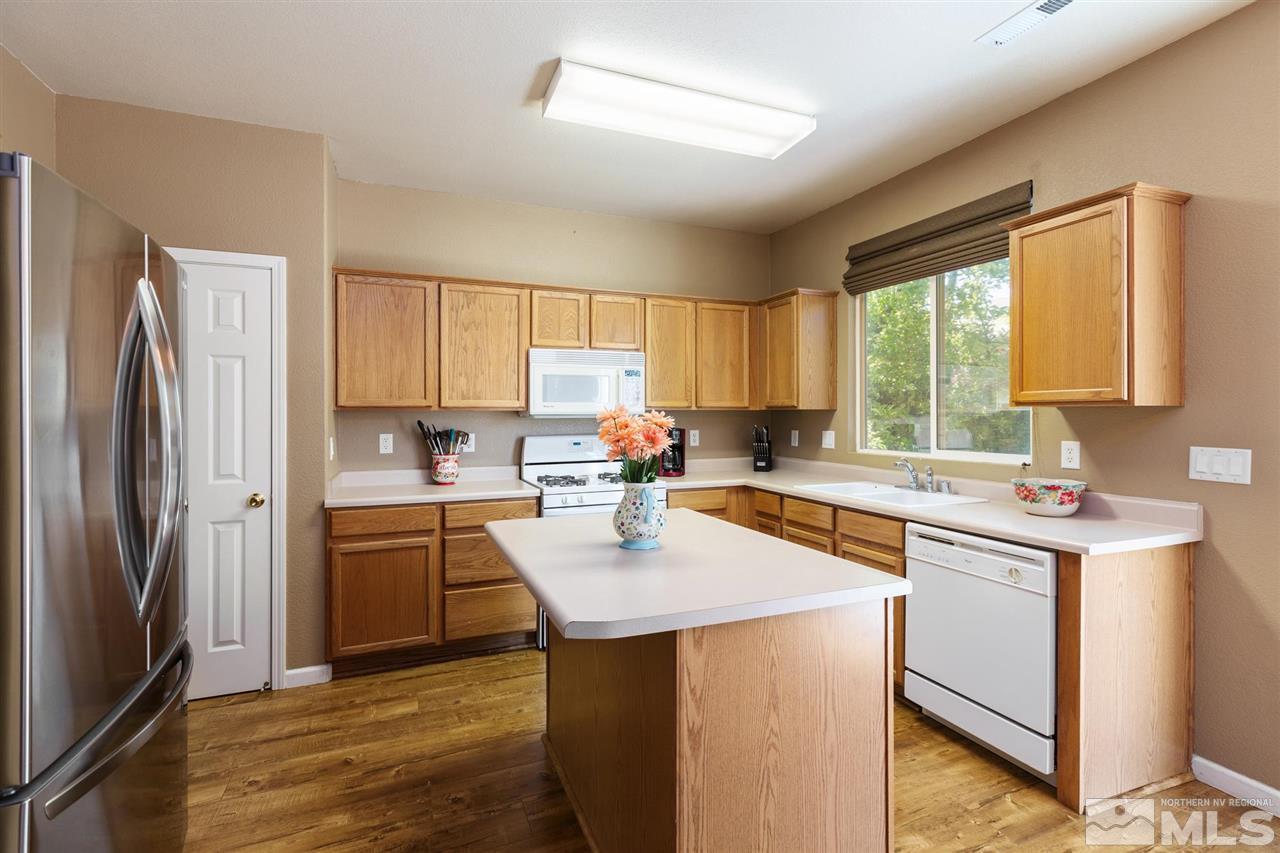 6308 Bentley Court Reno, NV 89523 - Photo 9 of 26 Photo 9