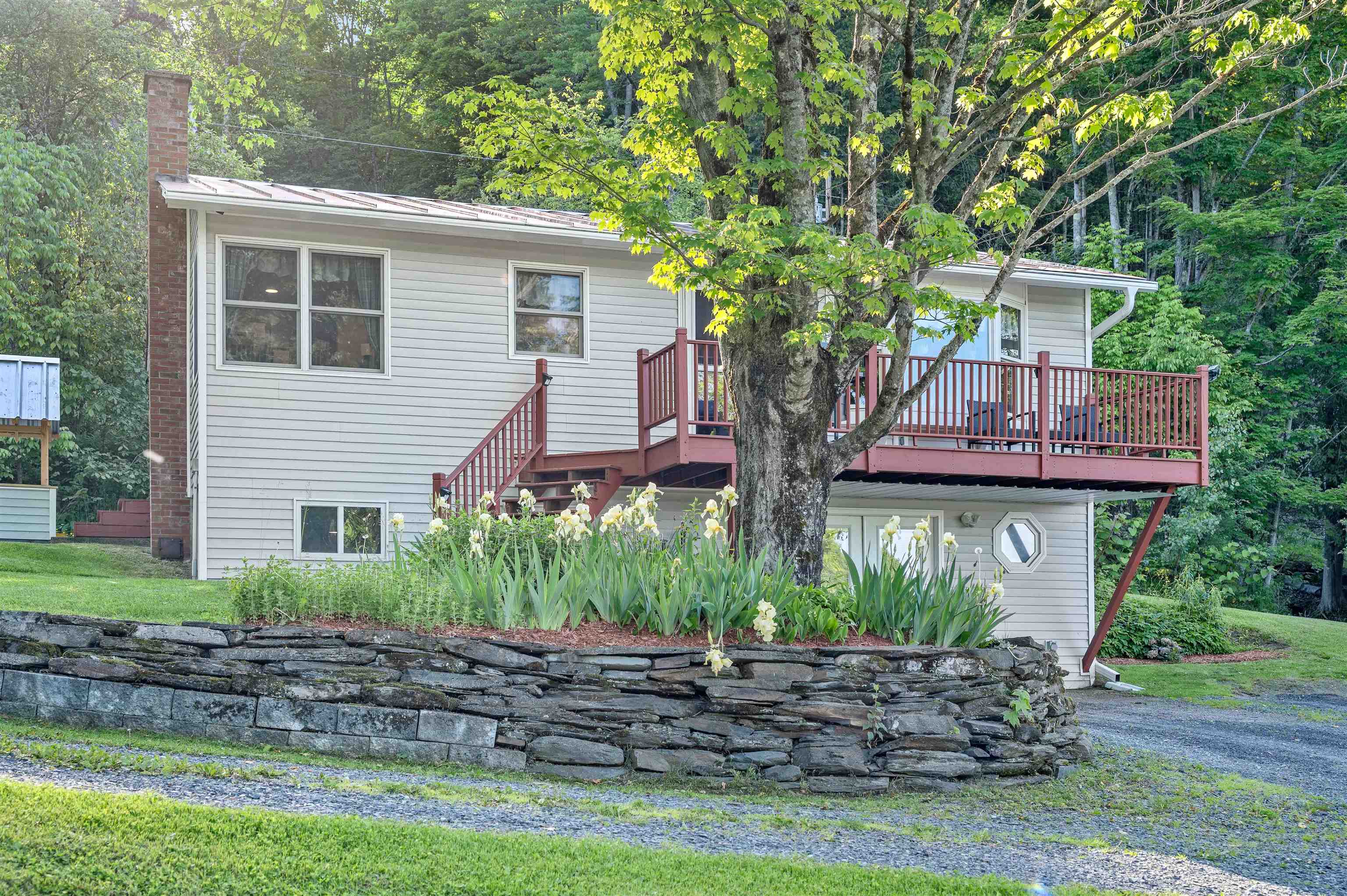 1867 Brookfield Road Berlin, VT 05663 - Photo 16 of 60
