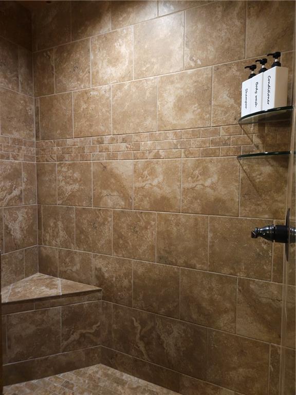 101 Hothouse Drive Mineral Bluff, GA 30559 - Photo 22 of 63 a bathroom with a shower